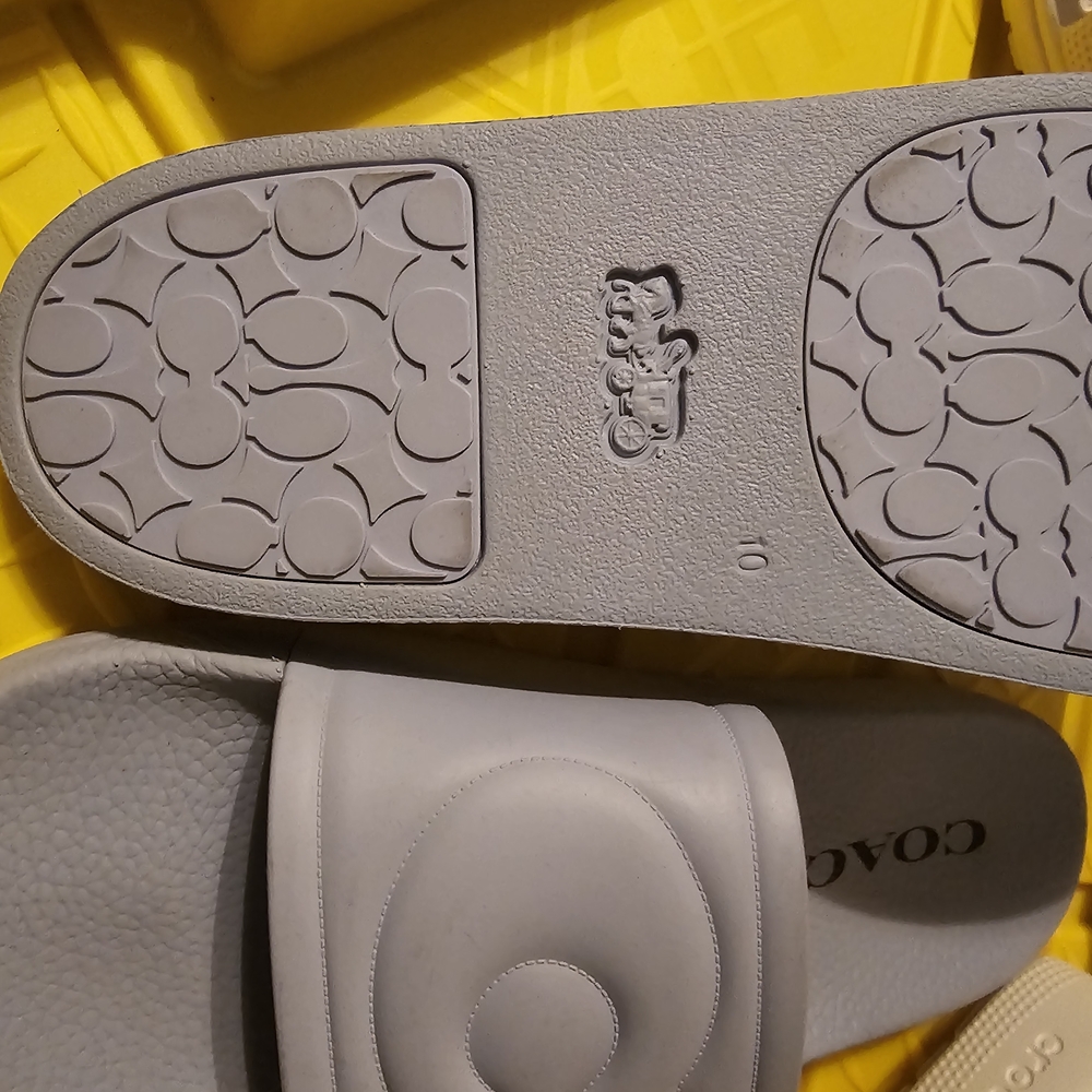 💜COACH Ulla Signature Water Resistant Slide Sandals (NWOT) - Picture 4 of 4